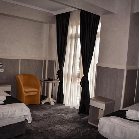 Hotel Golden Rose Constanţa Buitenkant foto